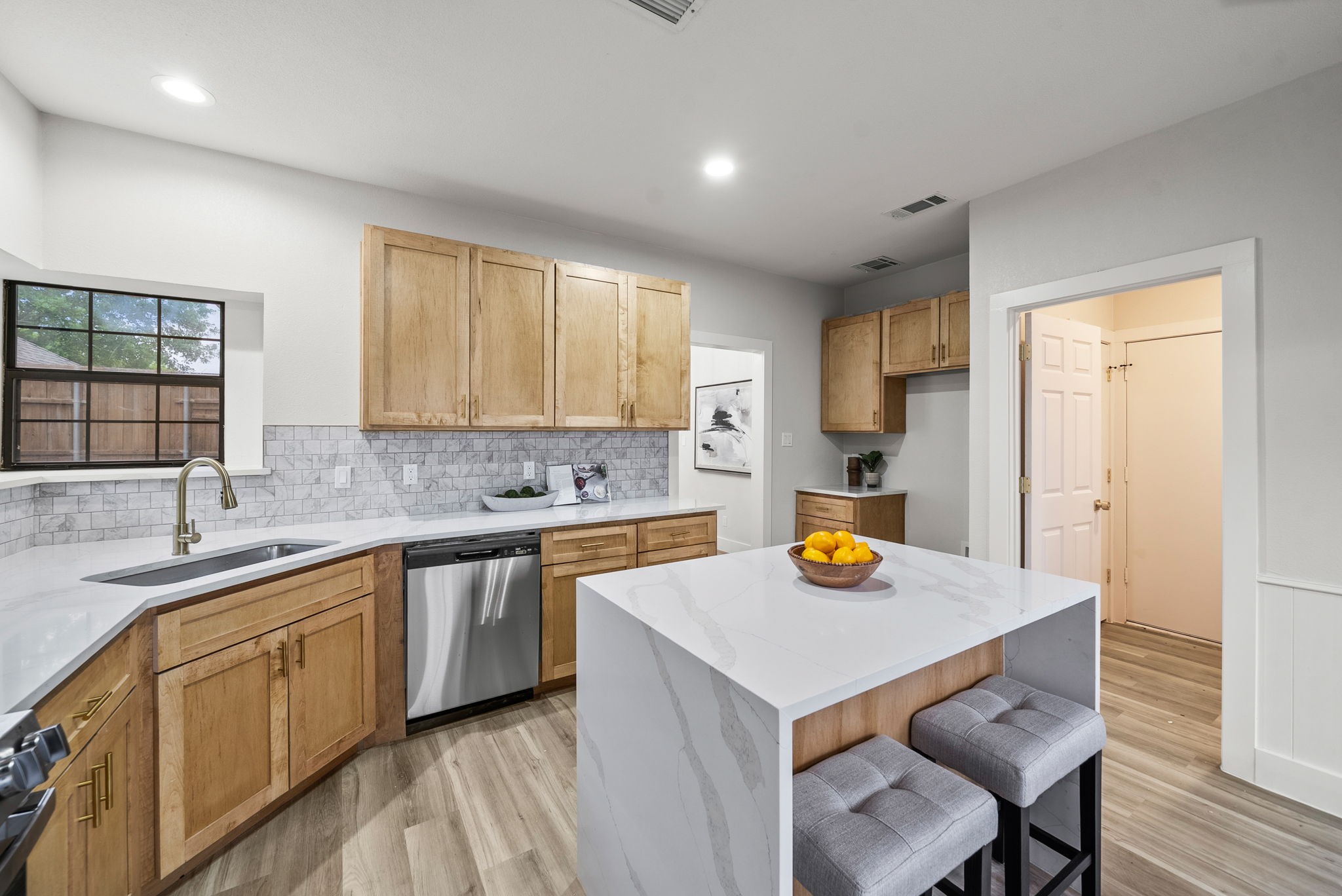 2805 Big Oaks Drive Garland TX 75044