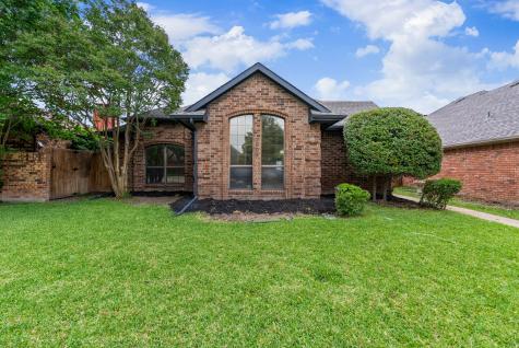 2805 Big Oaks Drive Garland TX 75044