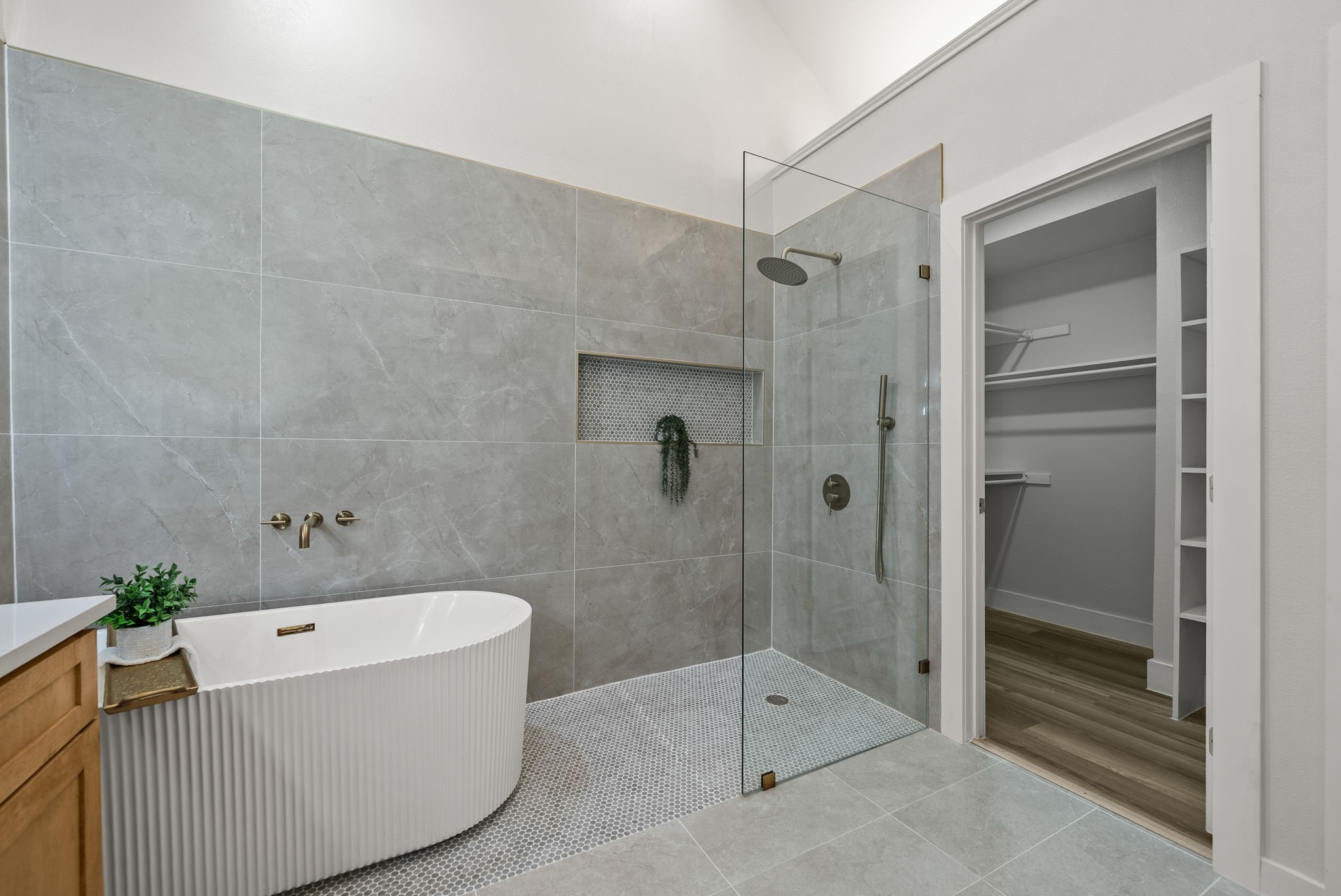 2805 Big Oaks Drive Garland TX 75044