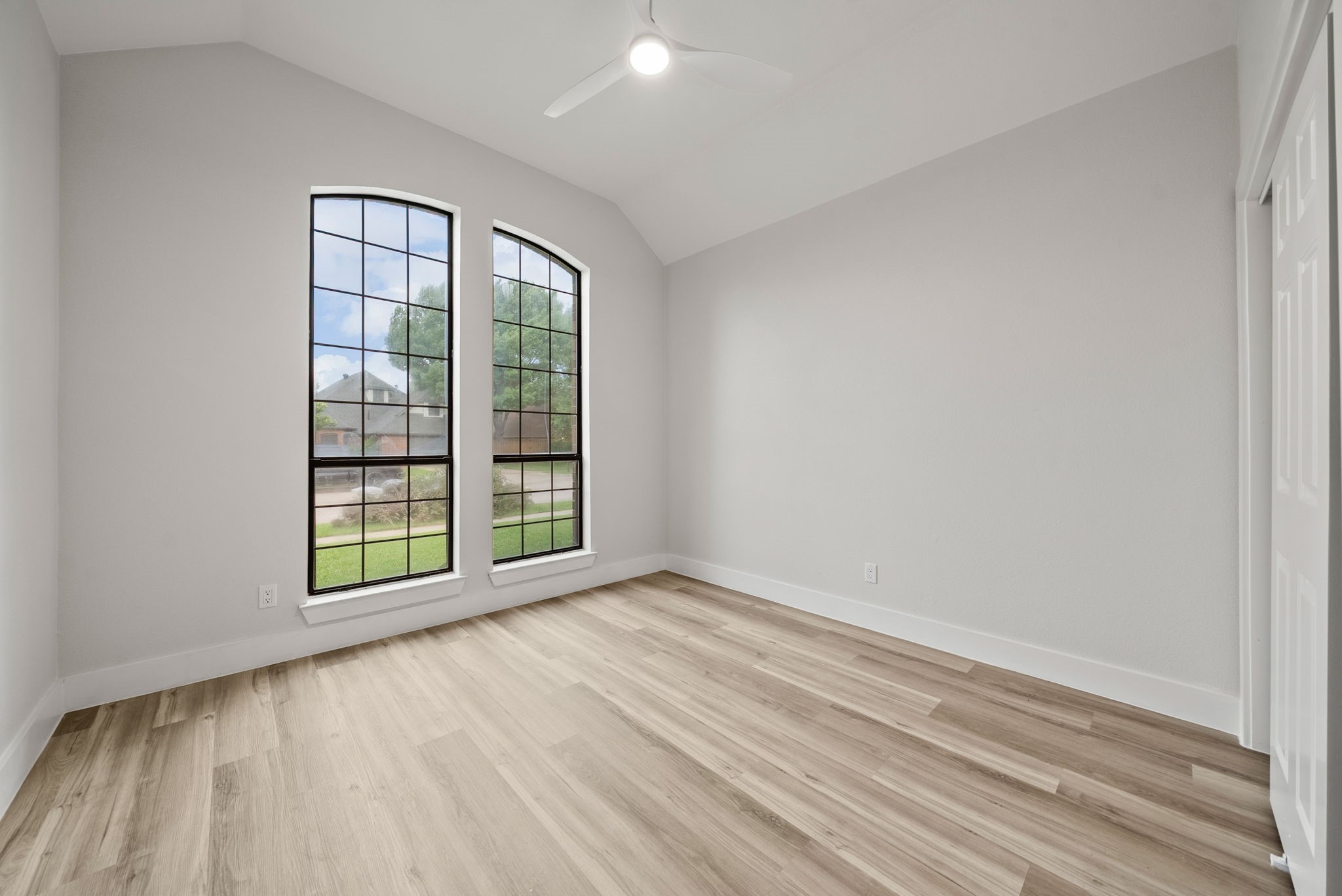 2805 Big Oaks Drive Garland TX 75044