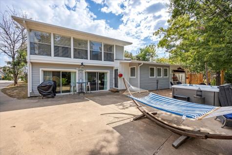 1420 Blackhawk Circle Granbury TX 76048