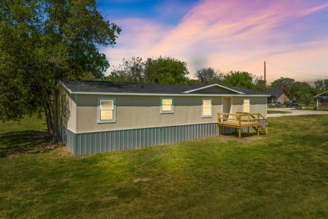 502 S College Street Itasca TX 76055
