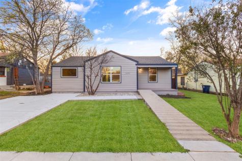 4901 Roanoke Street Fort Worth TX 76116
