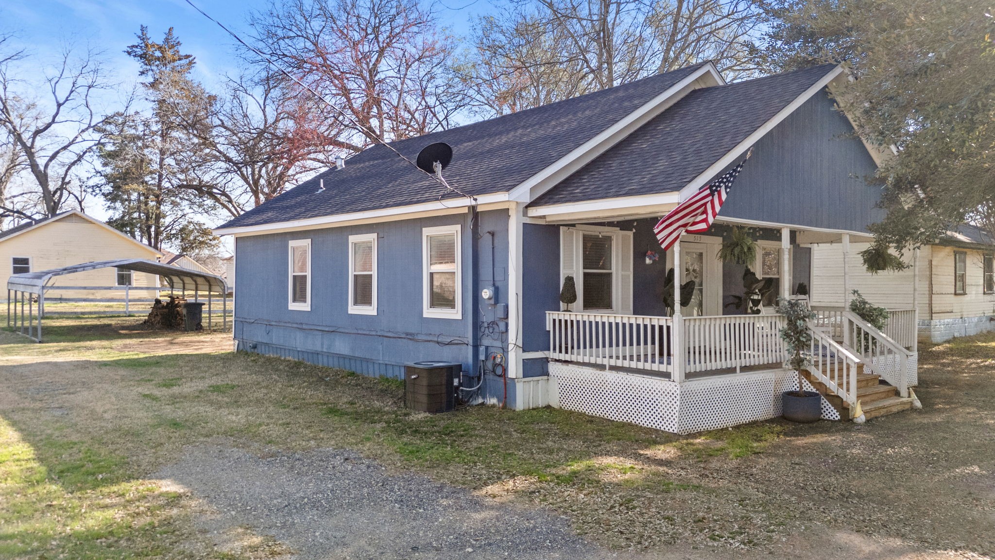 515 W Emma Bullard TX 75757