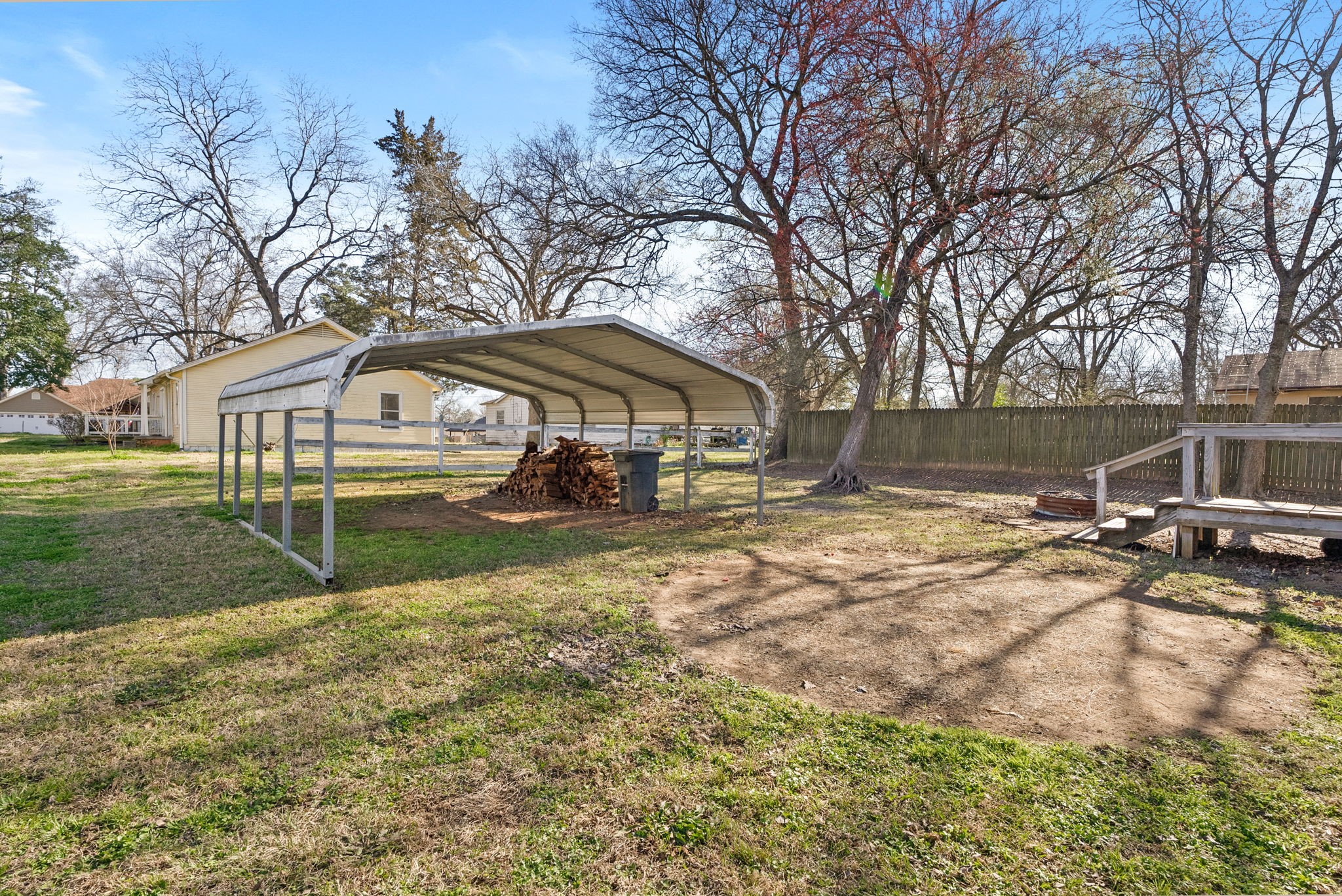 515 W Emma Bullard TX 75757