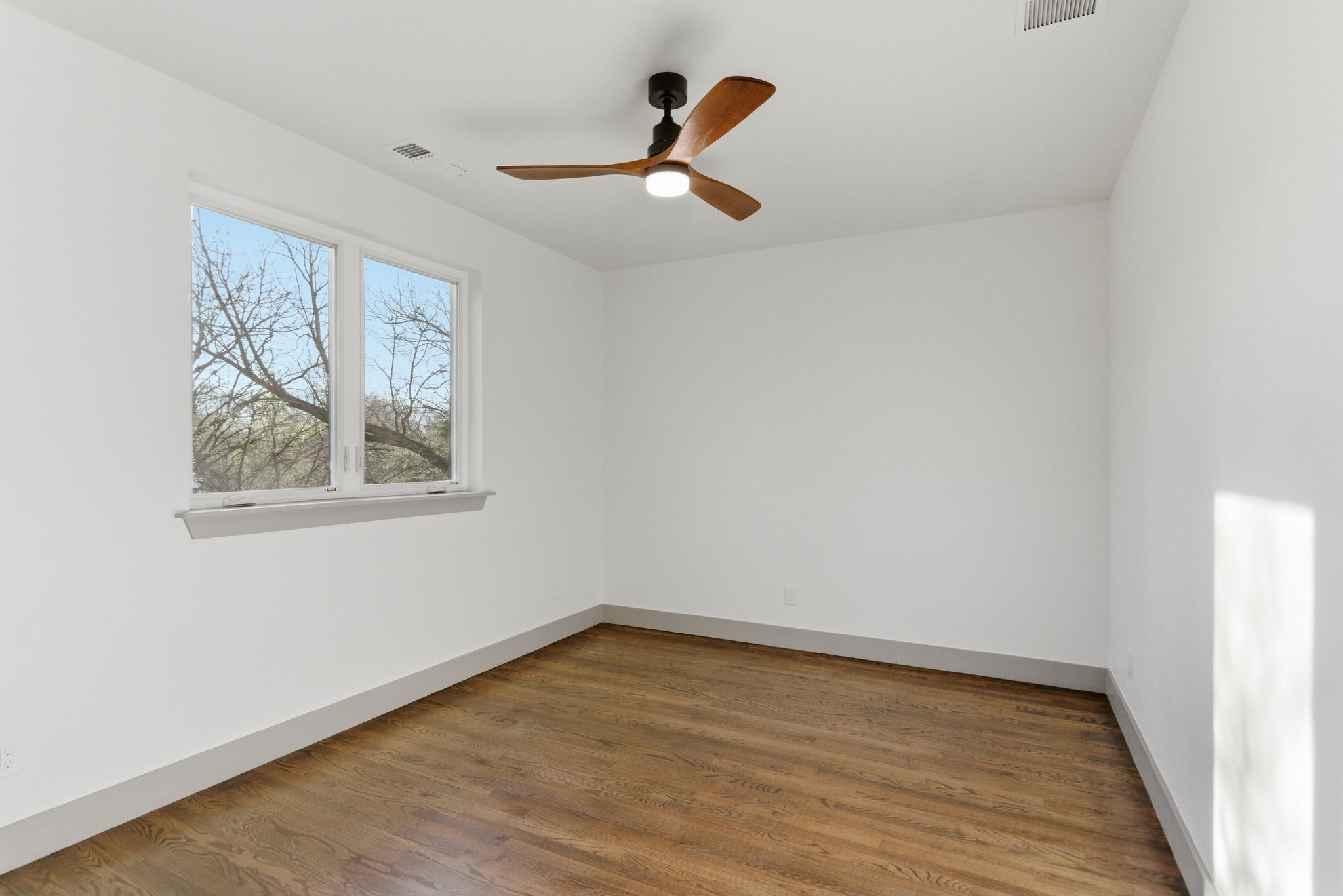 819 Dubois Street Denison TX 75020