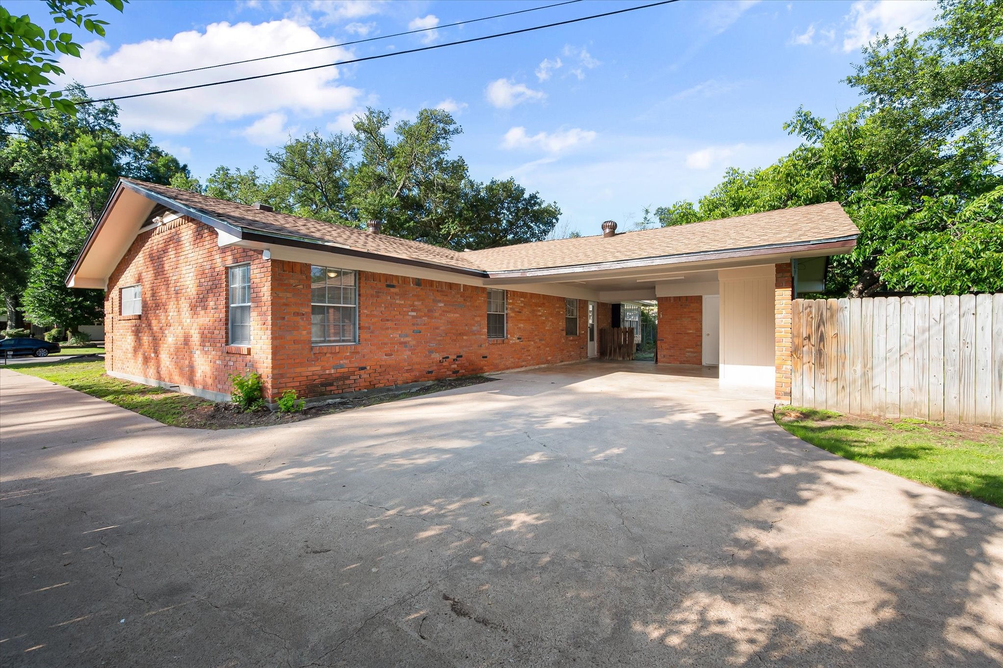 1102 Oaklawn Drive Corsicana TX 75110