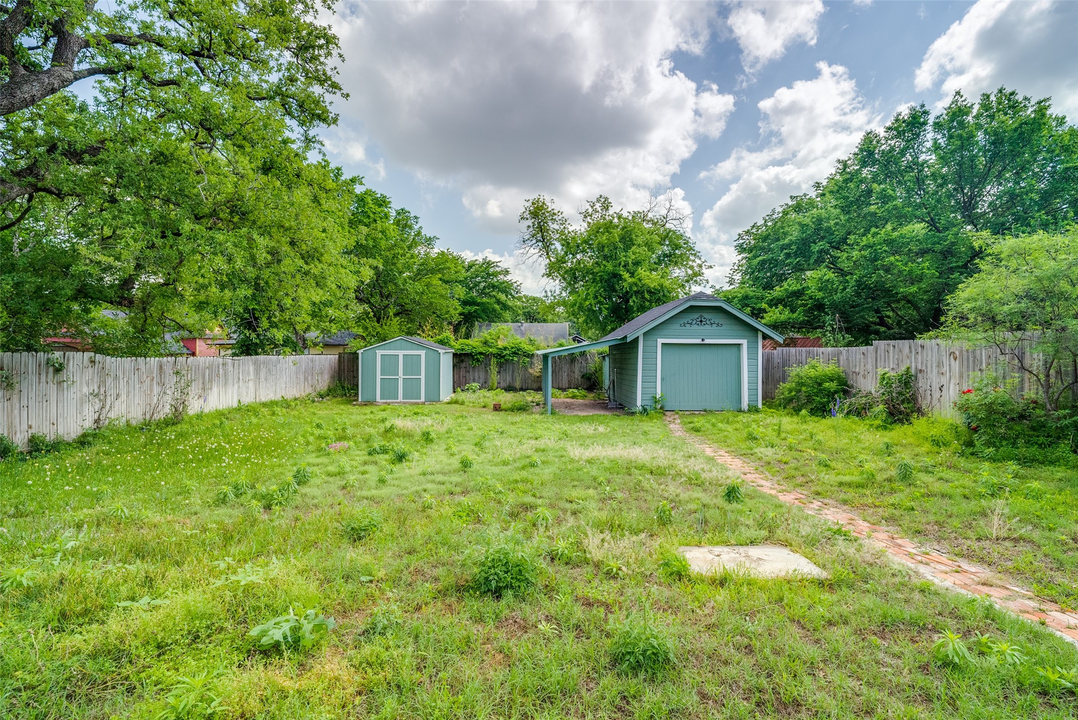 425 W Ball Street Weatherford TX 76086