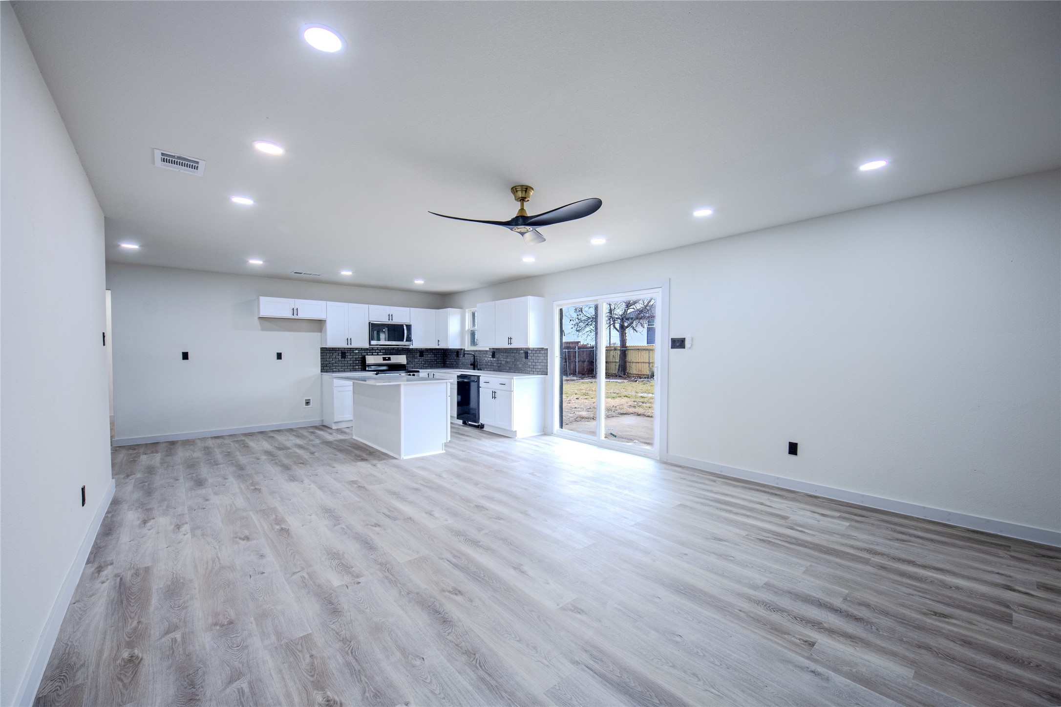 1101 Fouts Drive Irving TX 75061