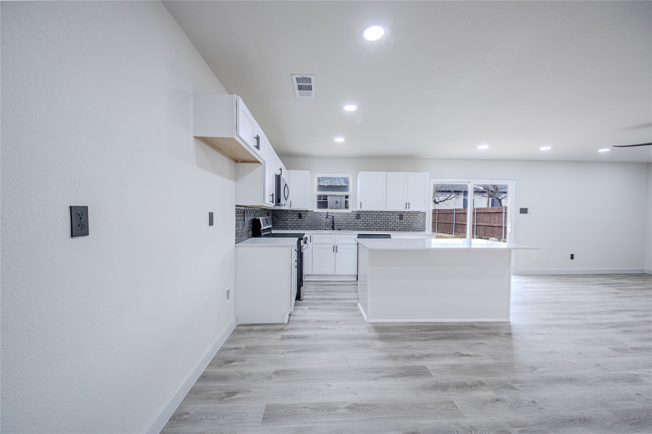1101 Fouts Drive Irving TX 75061
