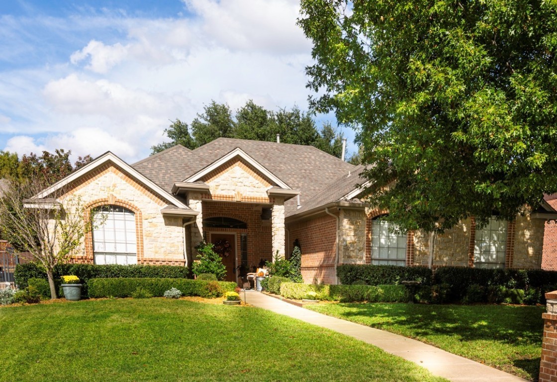 624 Palo Duro Drive Hurst TX 76054