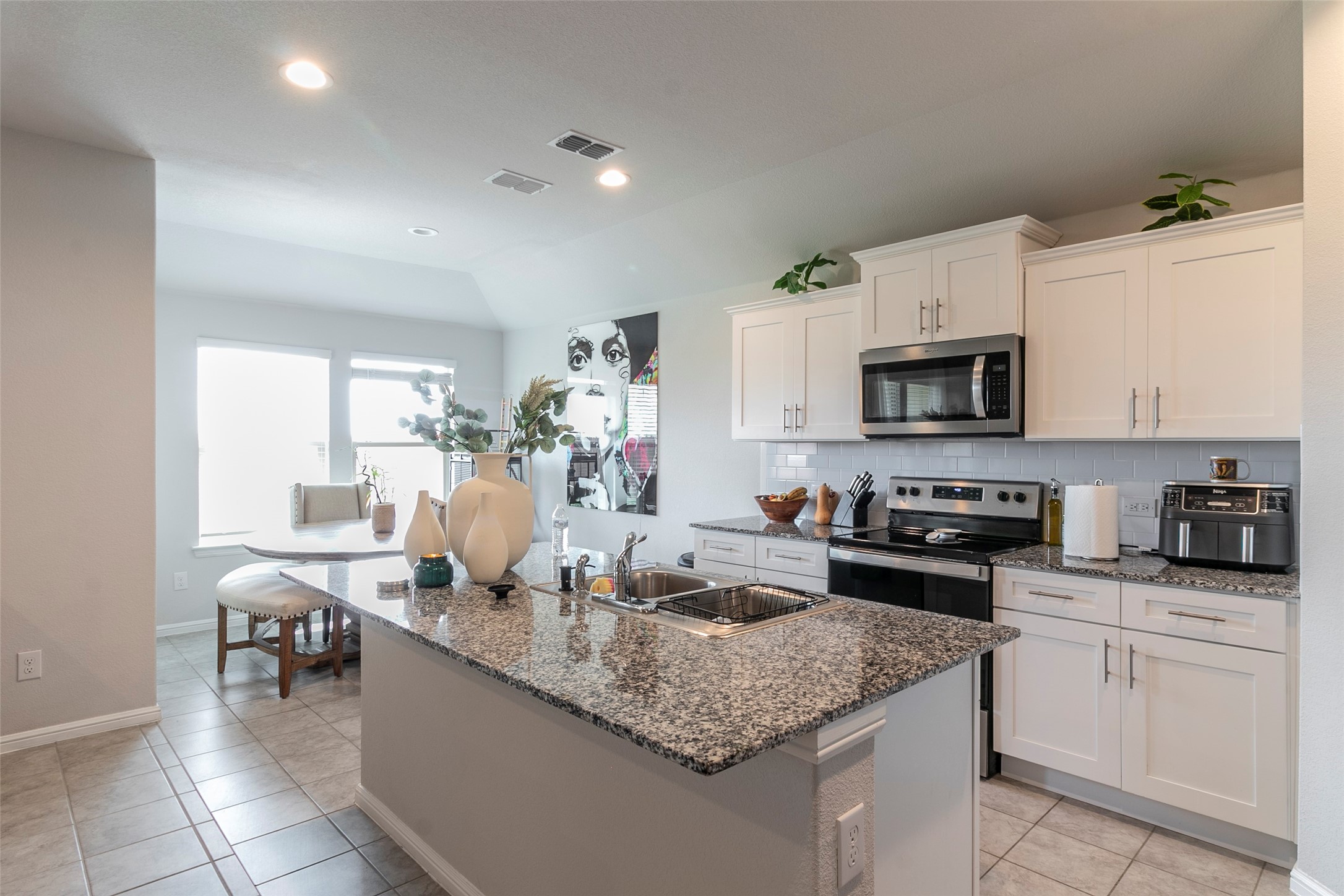 1905 Skylar Lane Cleburne TX 76033