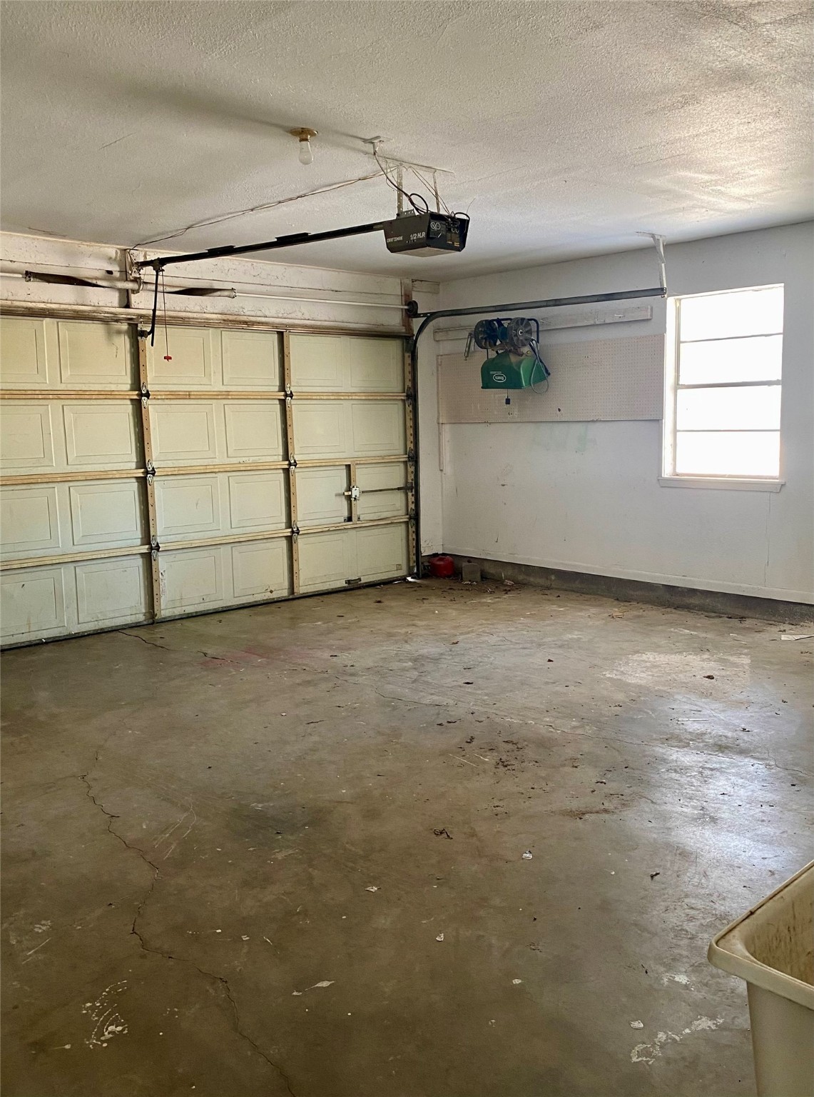 2004 Blue Bird Circle Bonham TX 75418