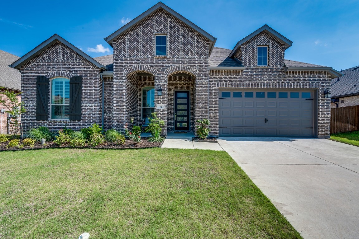 464 Wolf Creek Drive Waxahachie TX 75165