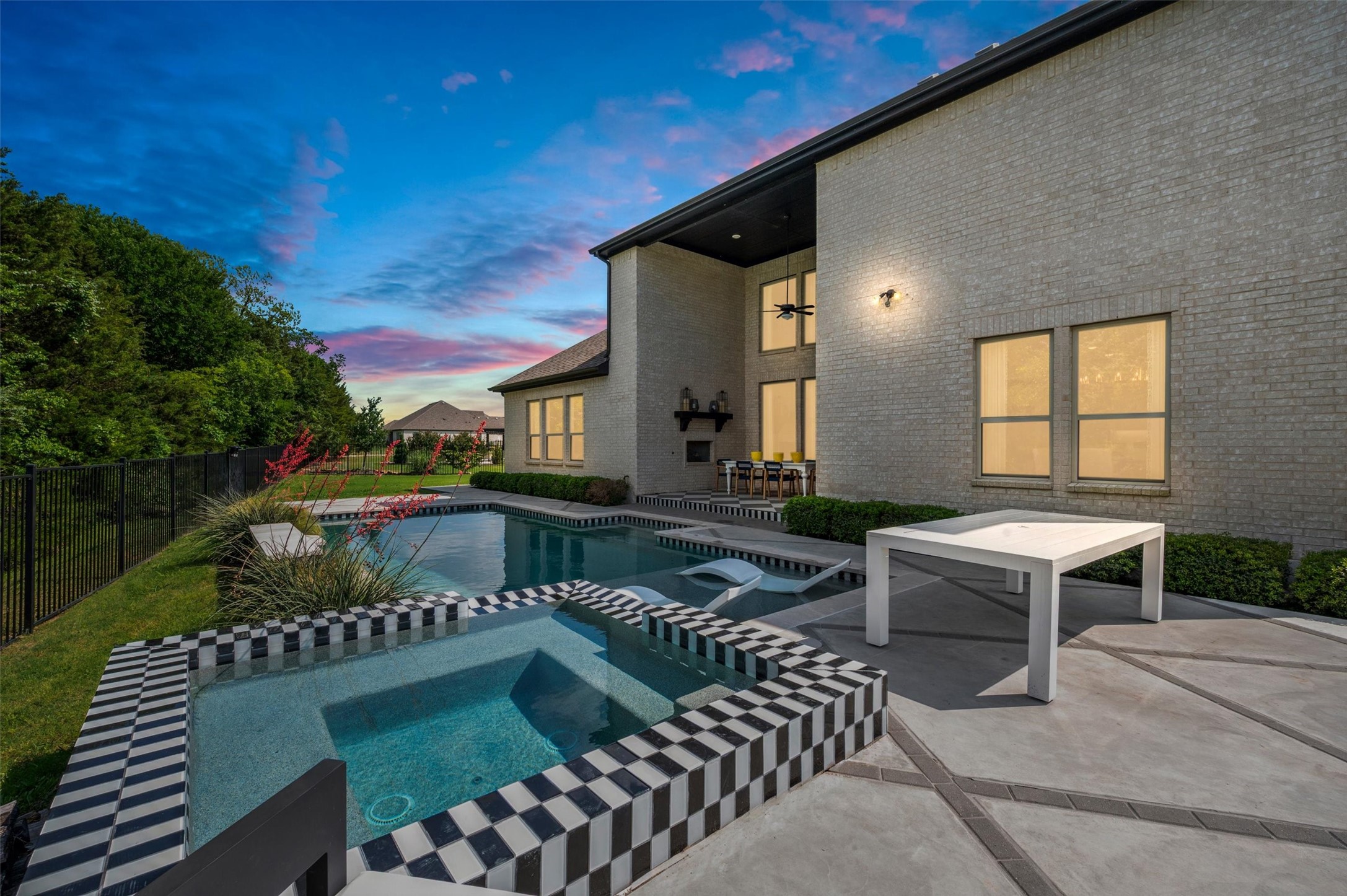 2516 Pampas Court Heath TX 75126