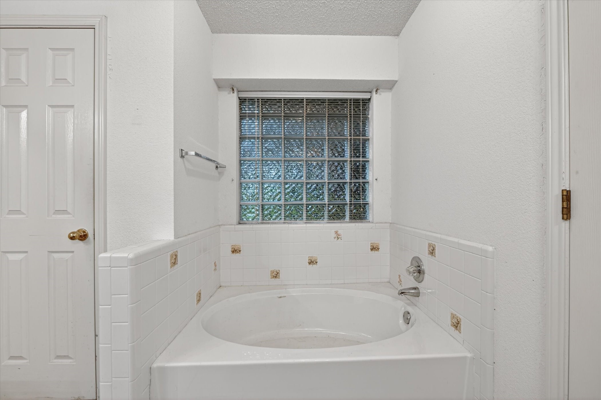 137 Tamarron Drive Lakeside TX 76135