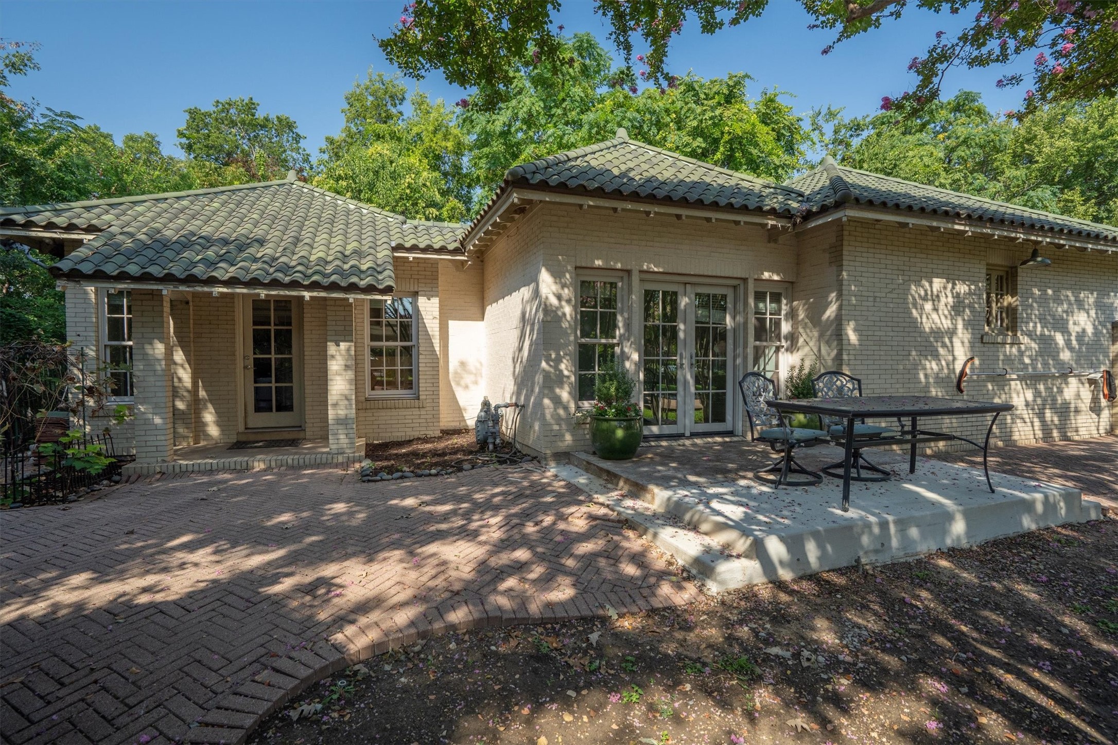 1001 Elizabeth Boulevard Fort Worth TX 76110