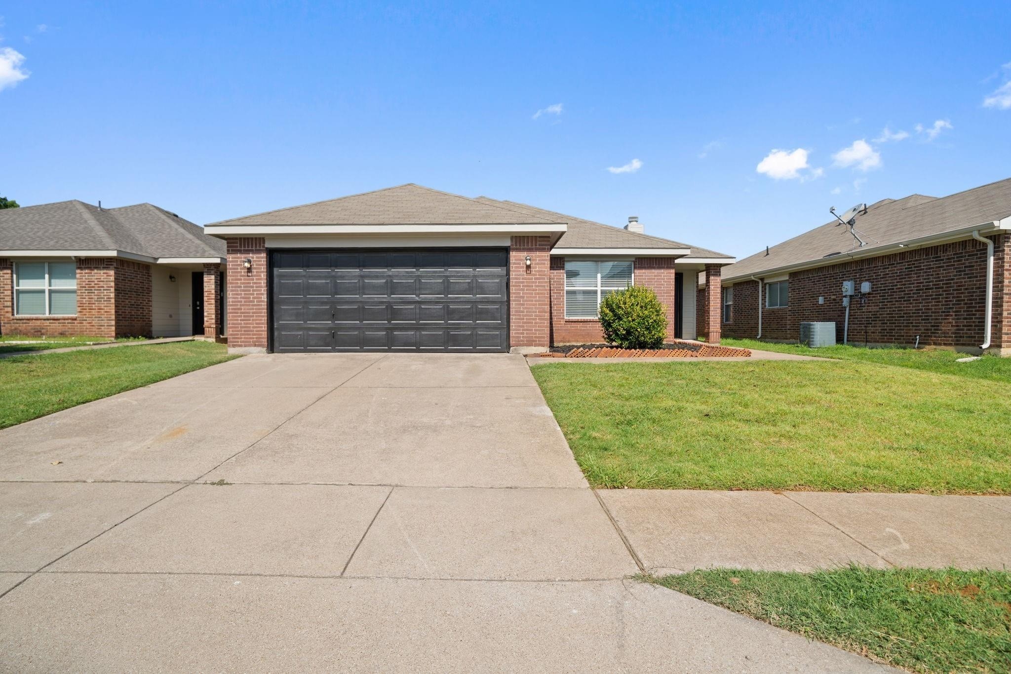 7816 Whitney Lane Fort Worth TX 76112