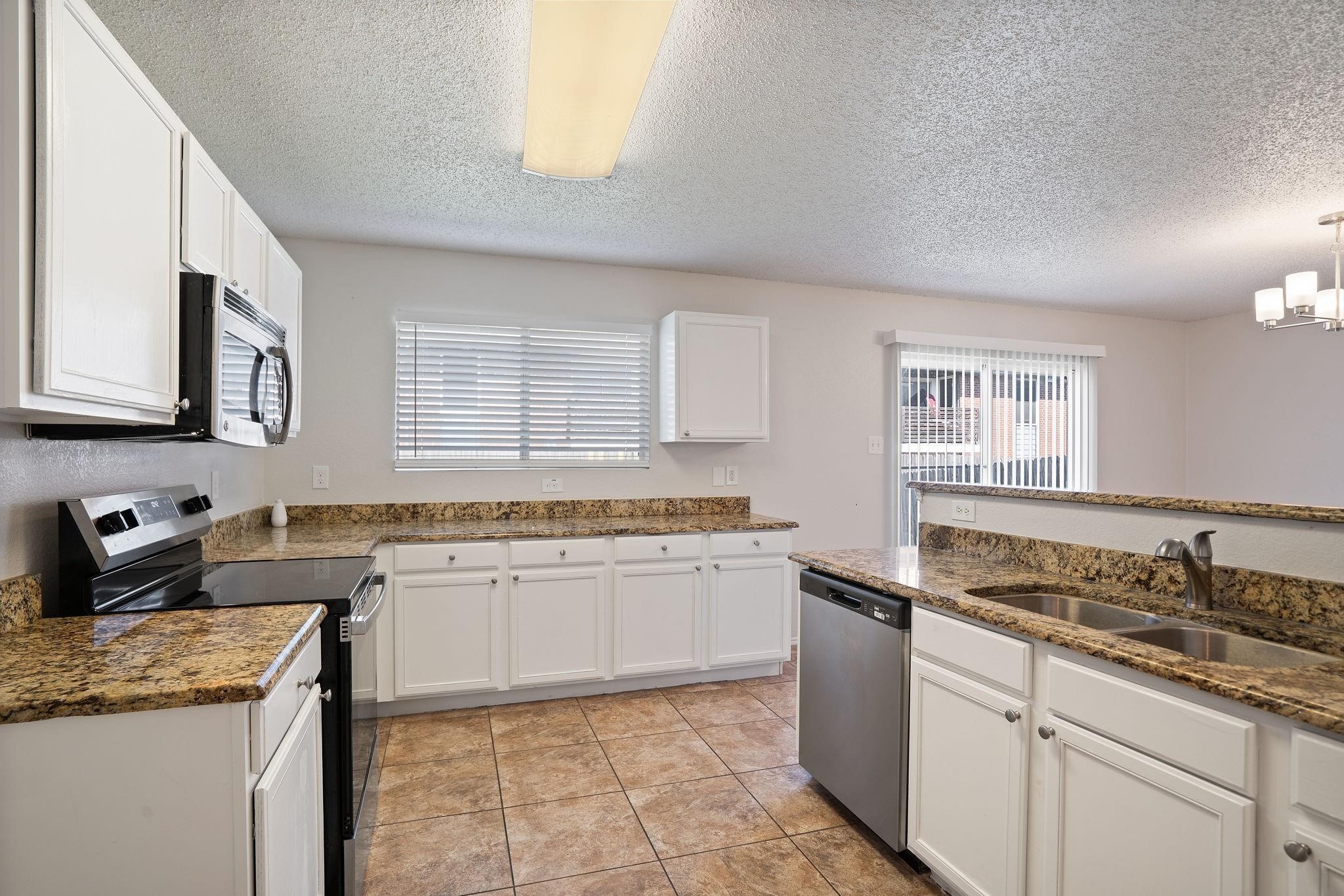 7816 Whitney Lane Fort Worth TX 76112