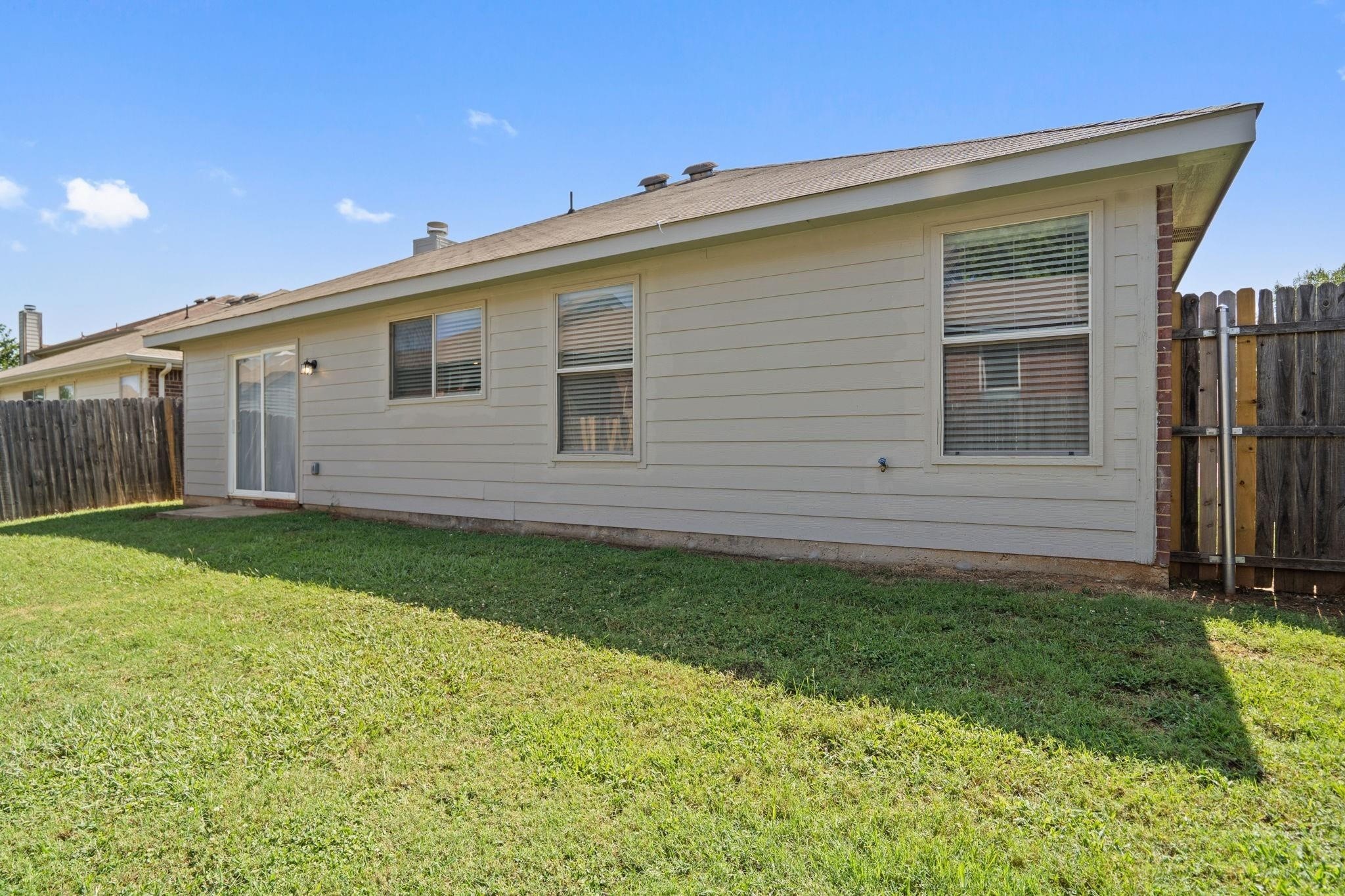 7816 Whitney Lane Fort Worth TX 76112