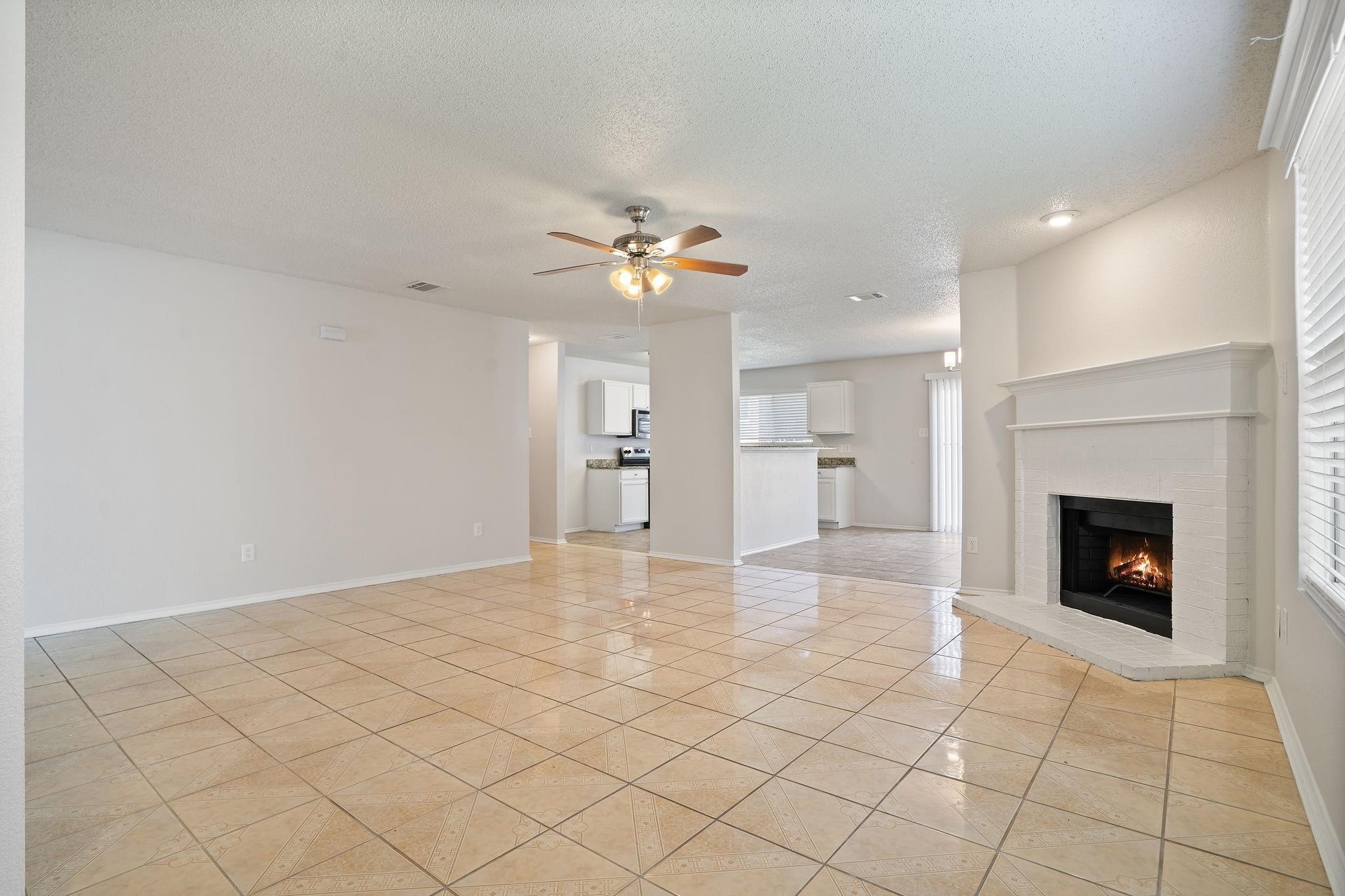 7816 Whitney Lane Fort Worth TX 76112