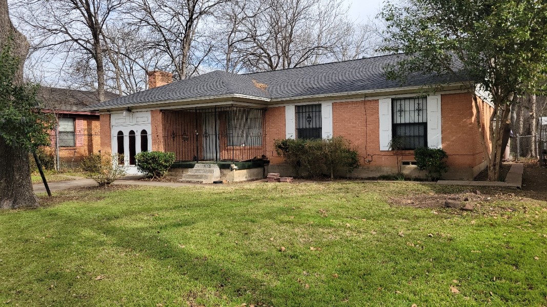 1251 E Pentagon Parkway Dallas TX 75216