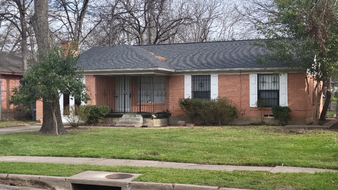 1251 E Pentagon Parkway Dallas TX 75216