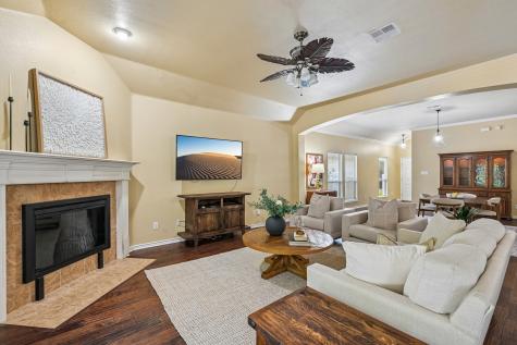 1321 Stone Mountain Parkway Savannah TX 76227