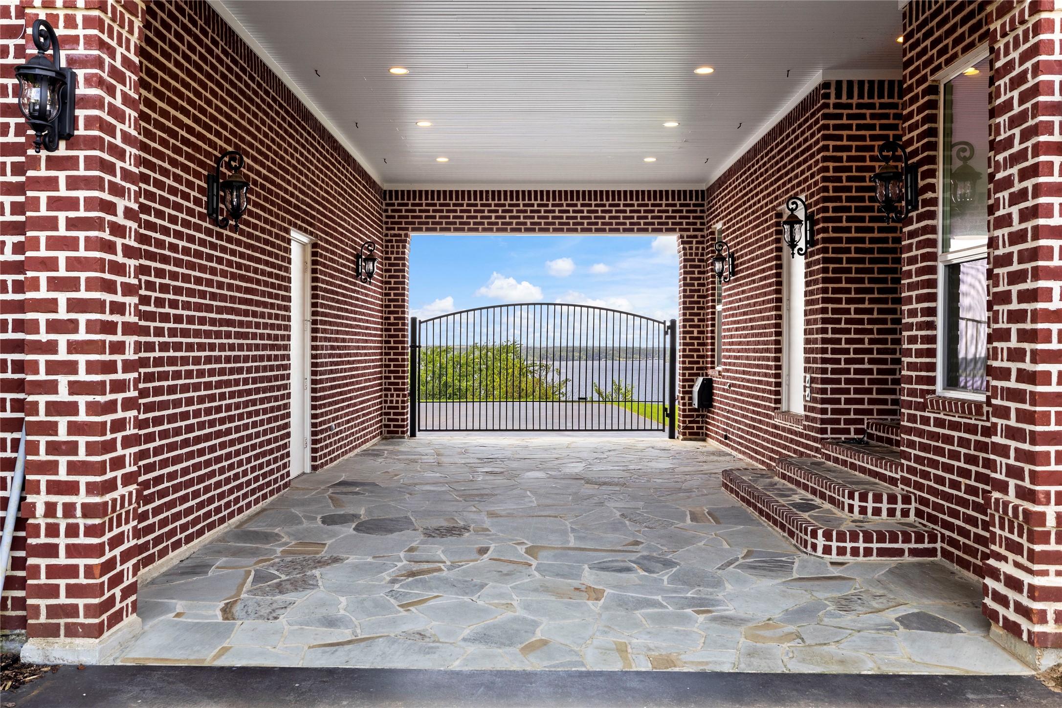 222 Eagles Bluff Boulevard Bullard TX 75757