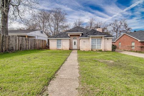 825 NE 29th Street Grand Prairie TX 75050