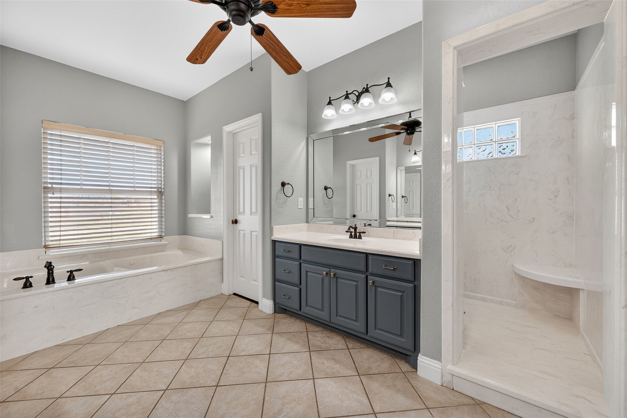 3250 Katy Kourt E Midlothian TX 76065