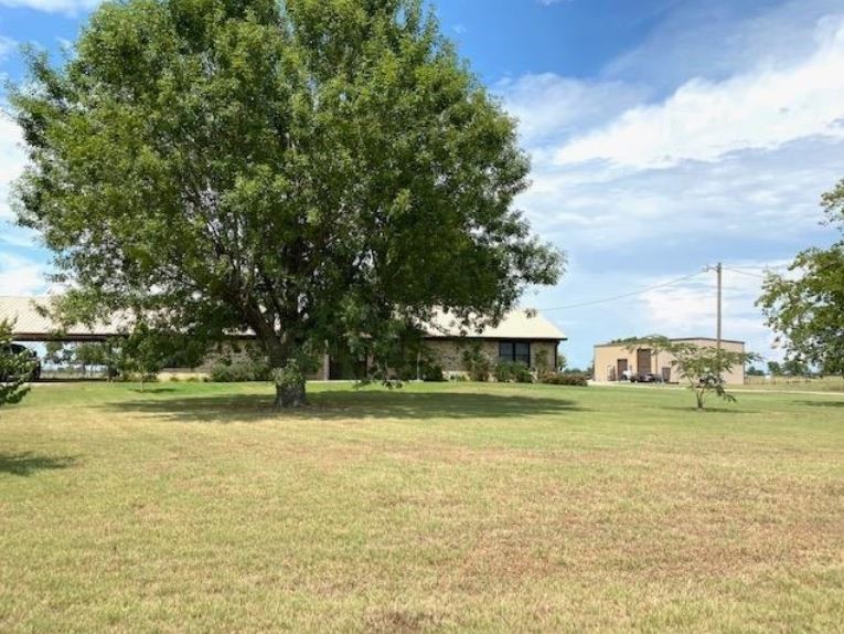 412 County Road 34020 Brookston TX 75421