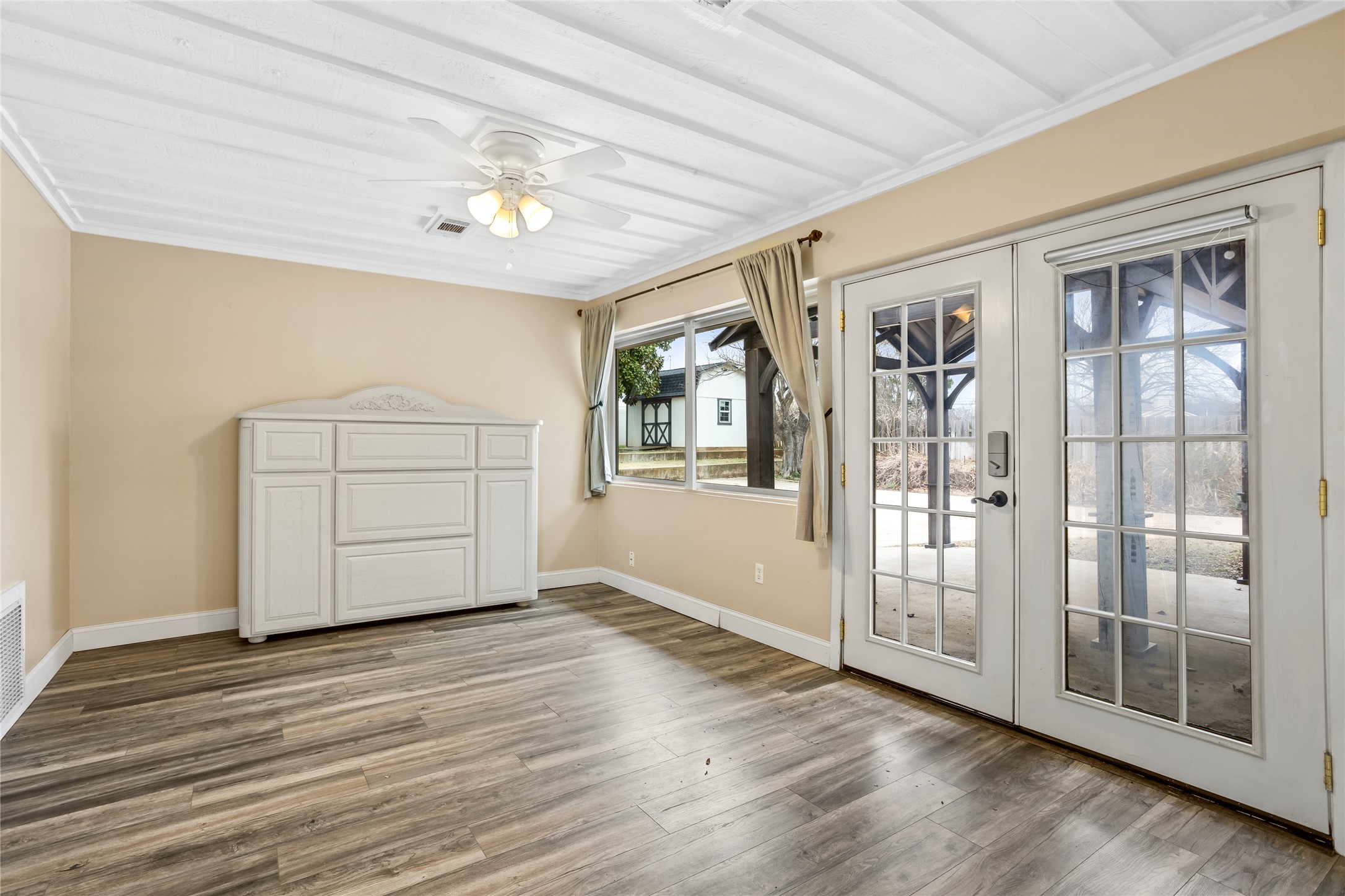 1401 Greenbrier Drive Sherman TX 75092