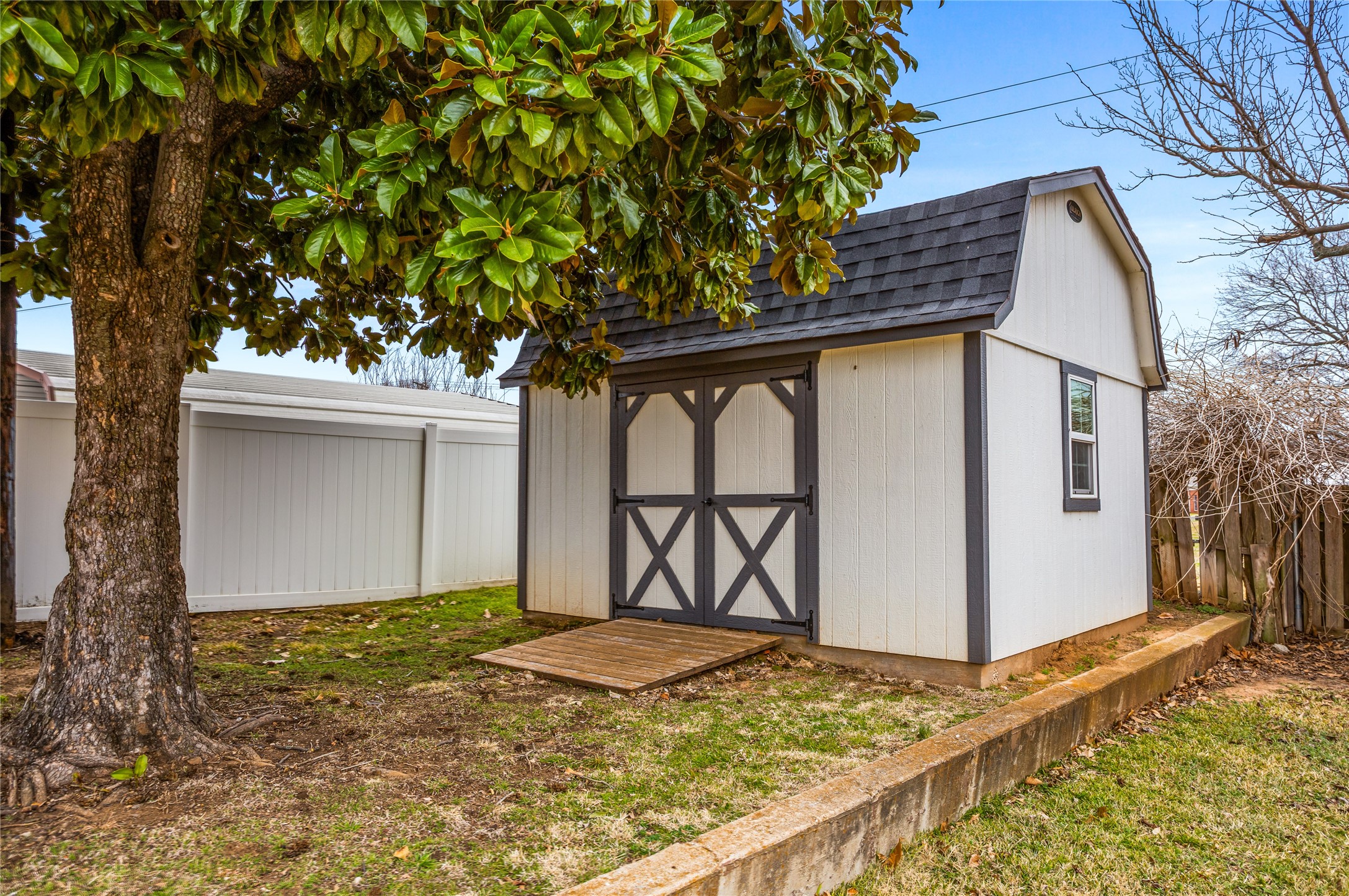 1401 Greenbrier Drive Sherman TX 75092