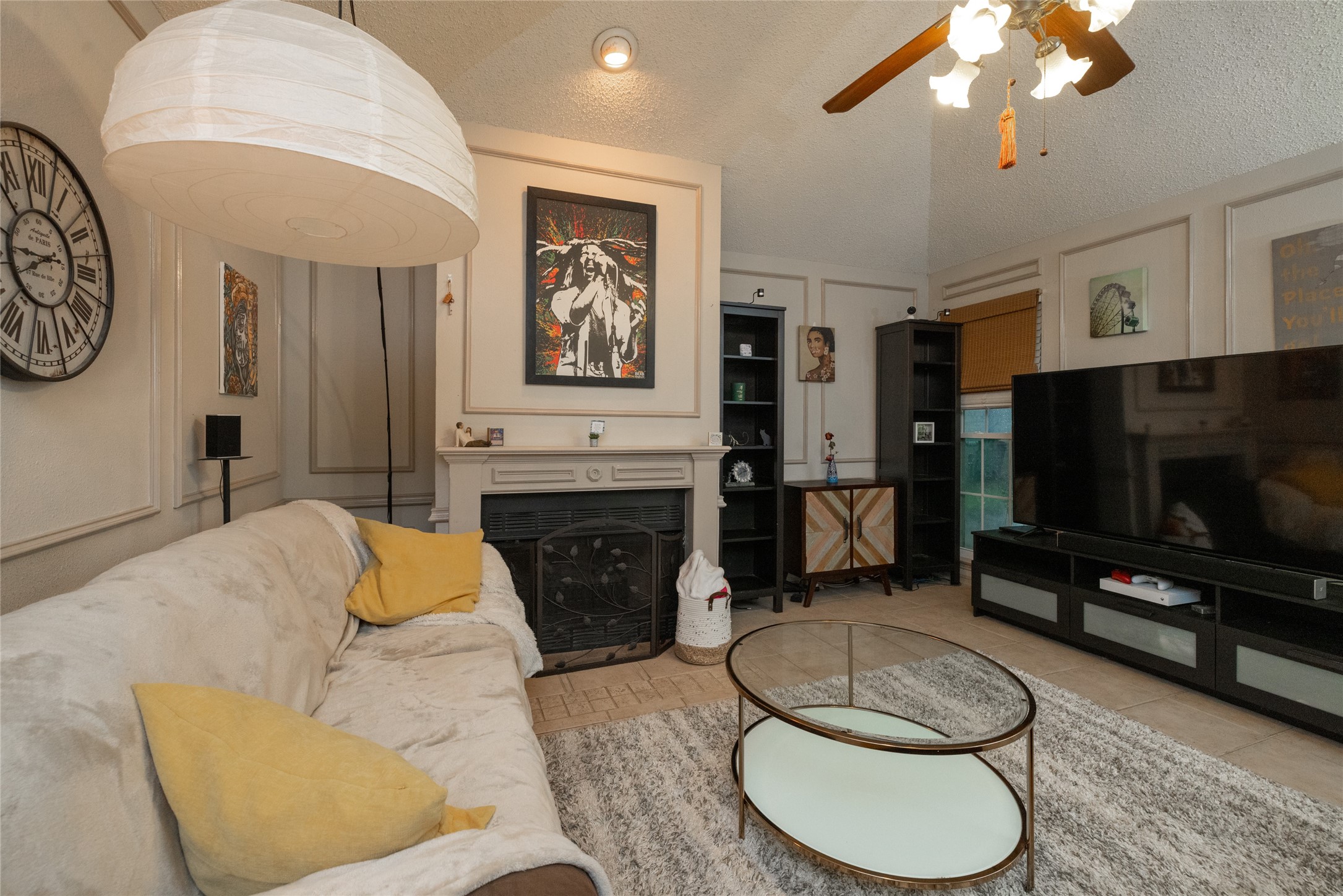 215 Mountainview Drive Hurst TX 76054