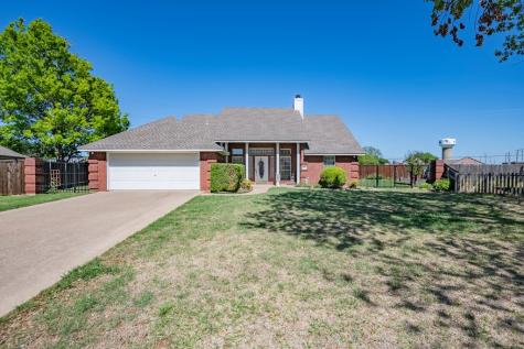 401 Meadows Crest Court Midlothian TX 76065