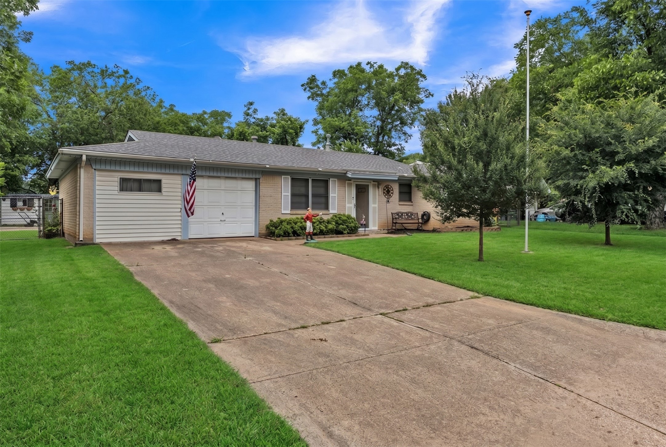19 Page Street Hurst TX 76053