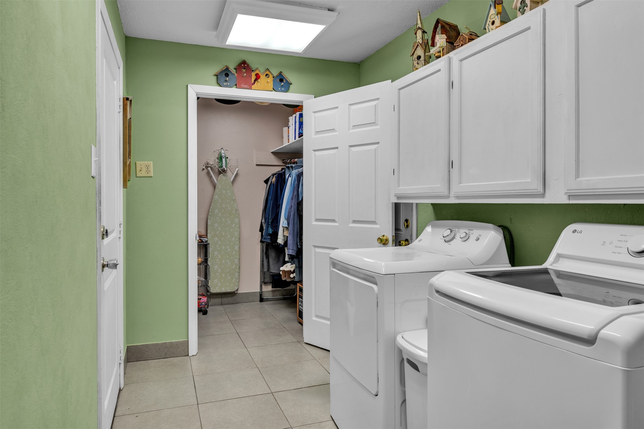 19 Page Street Hurst TX 76053