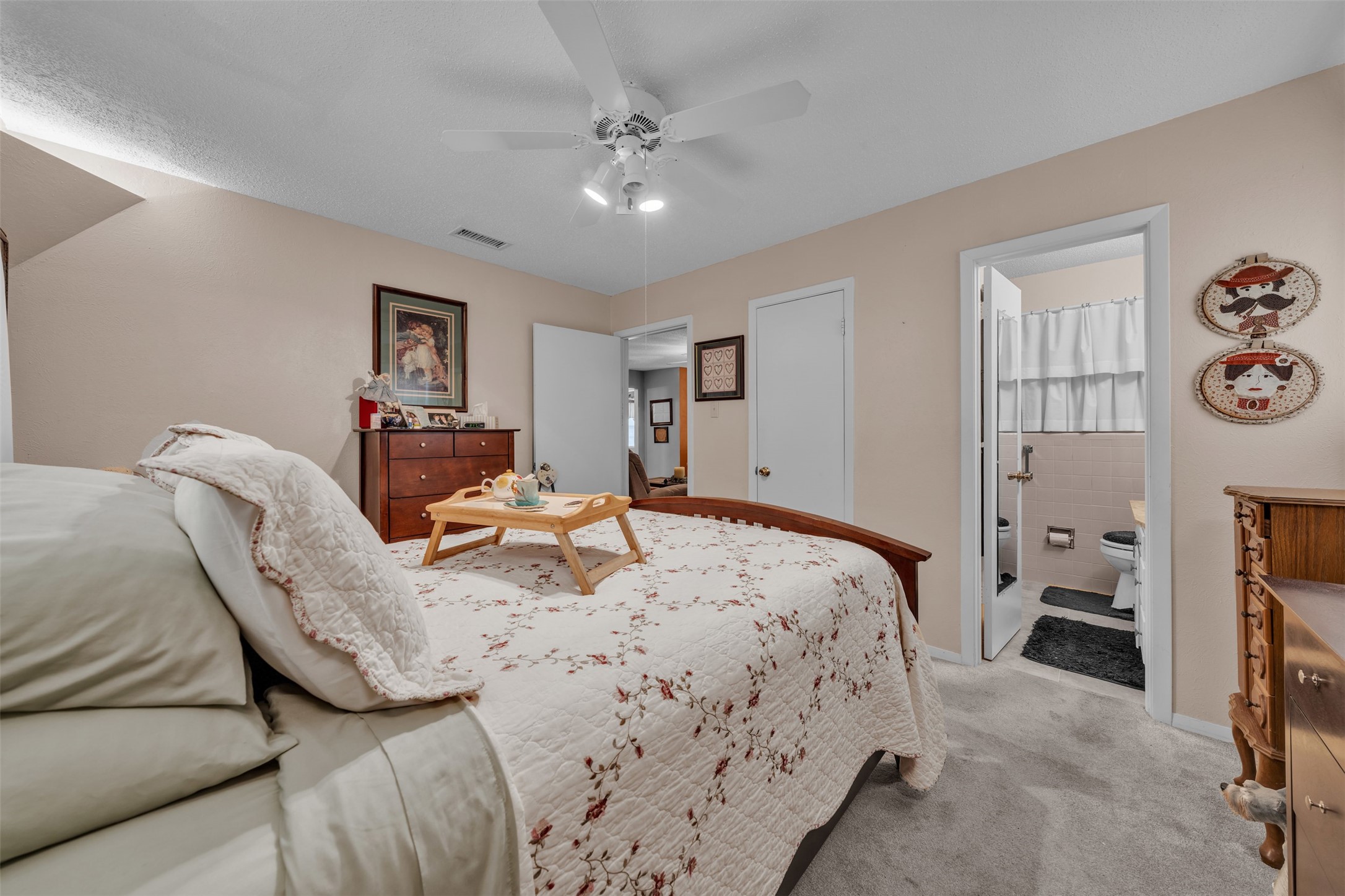 19 Page Street Hurst TX 76053