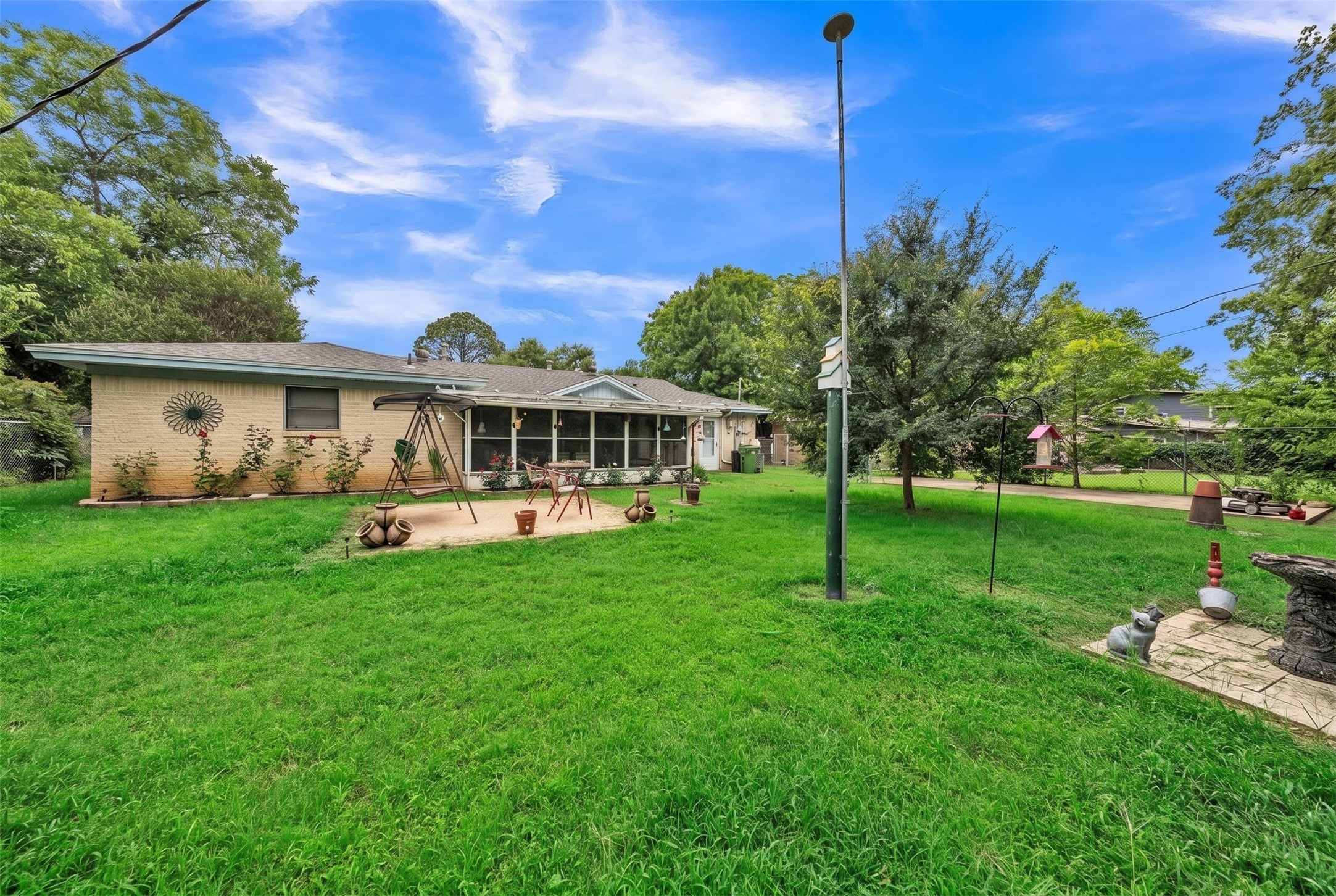 19 Page Street Hurst TX 76053