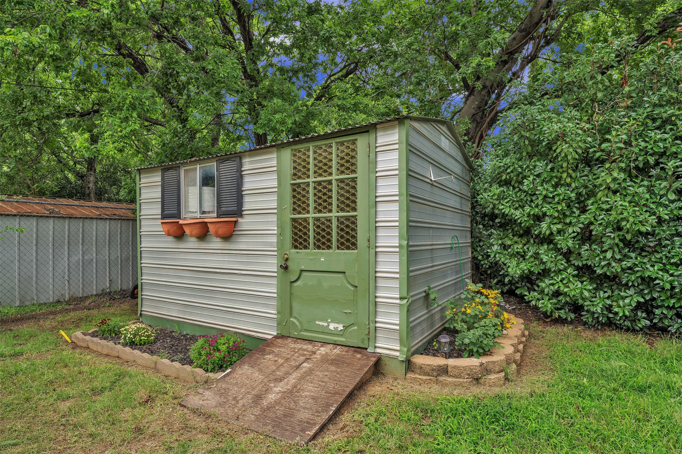 19 Page Street Hurst TX 76053