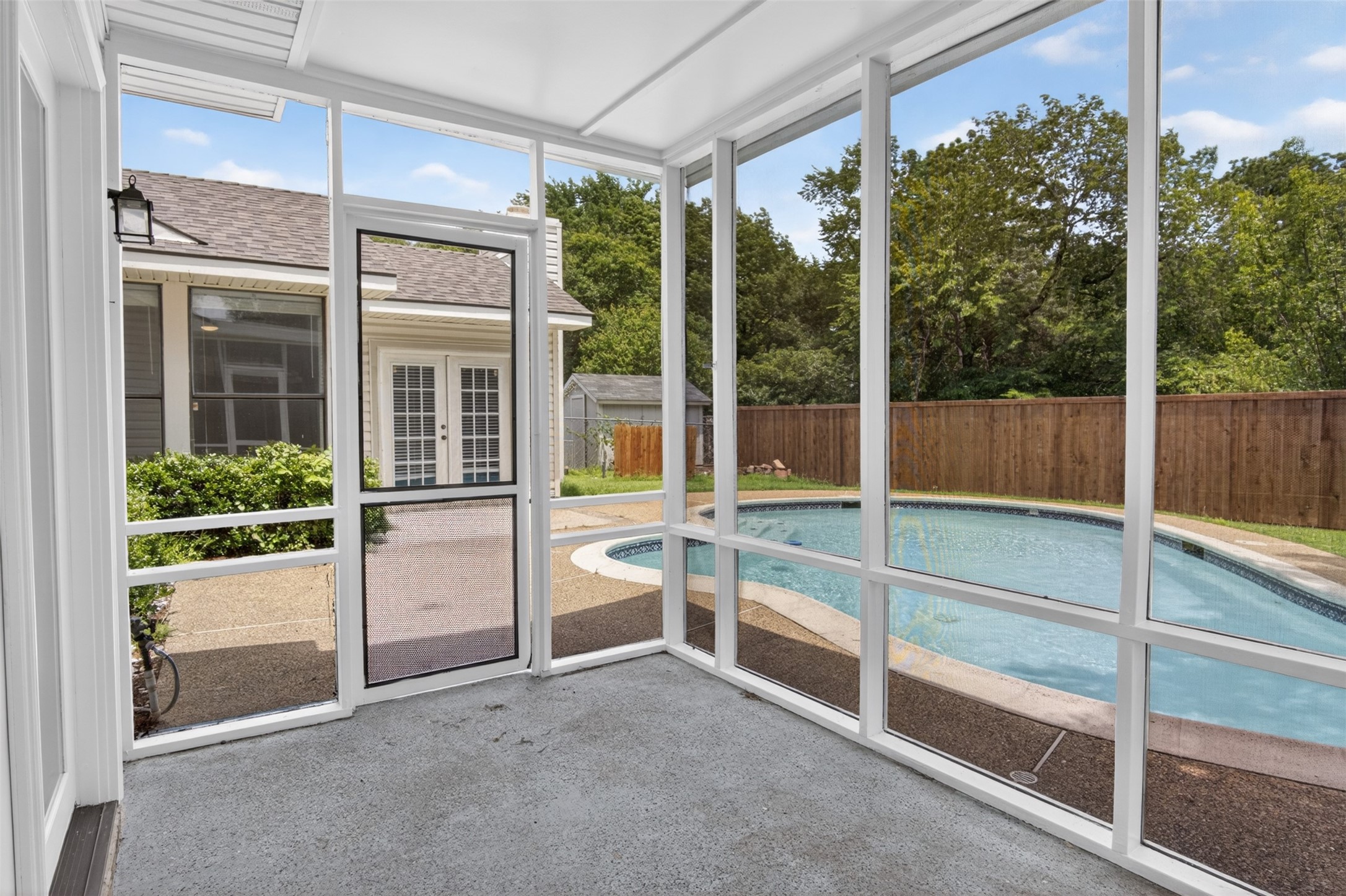 6018 Shattuck Drive Garland TX 75044
