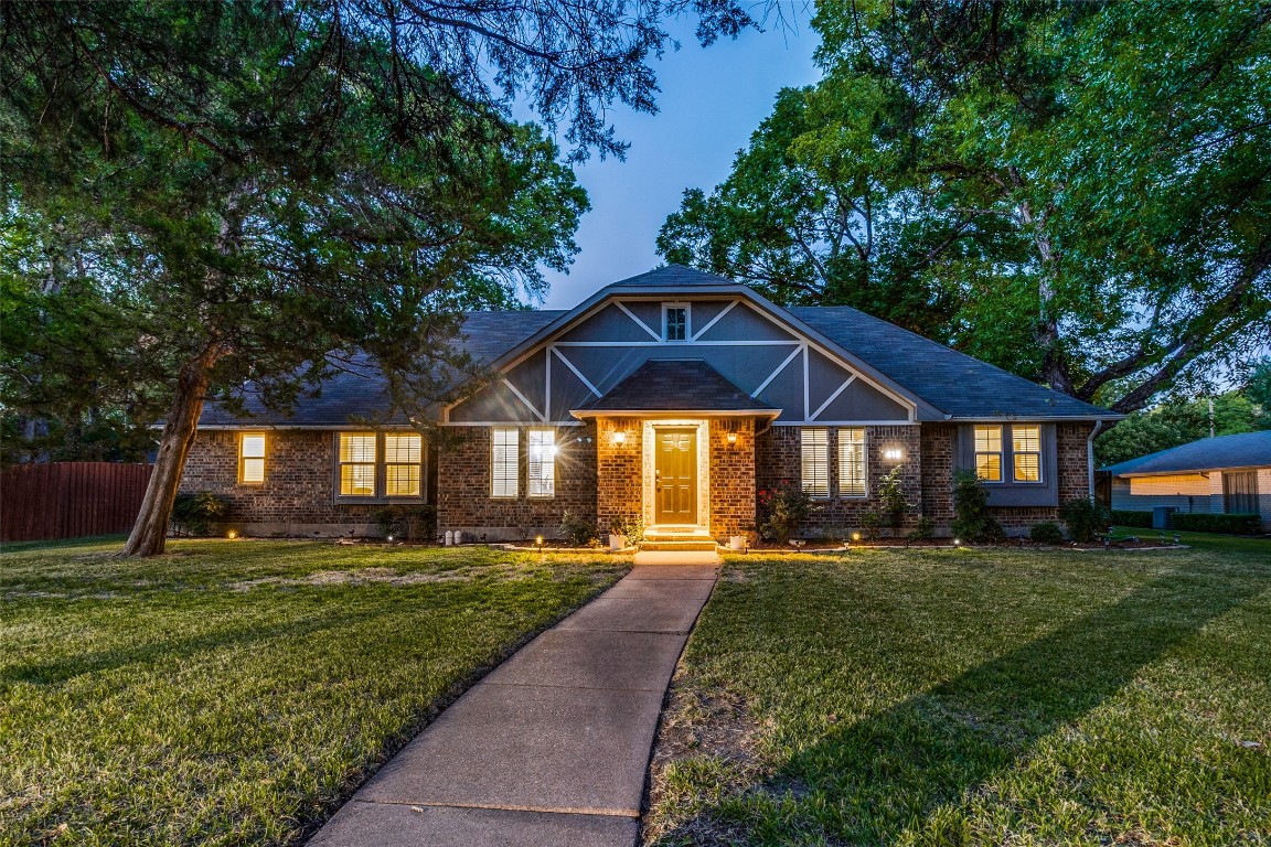 415 Swan Ridge Drive Duncanville TX 75137