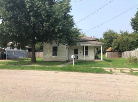 113 Throckmorton Street Weatherford TX 76086