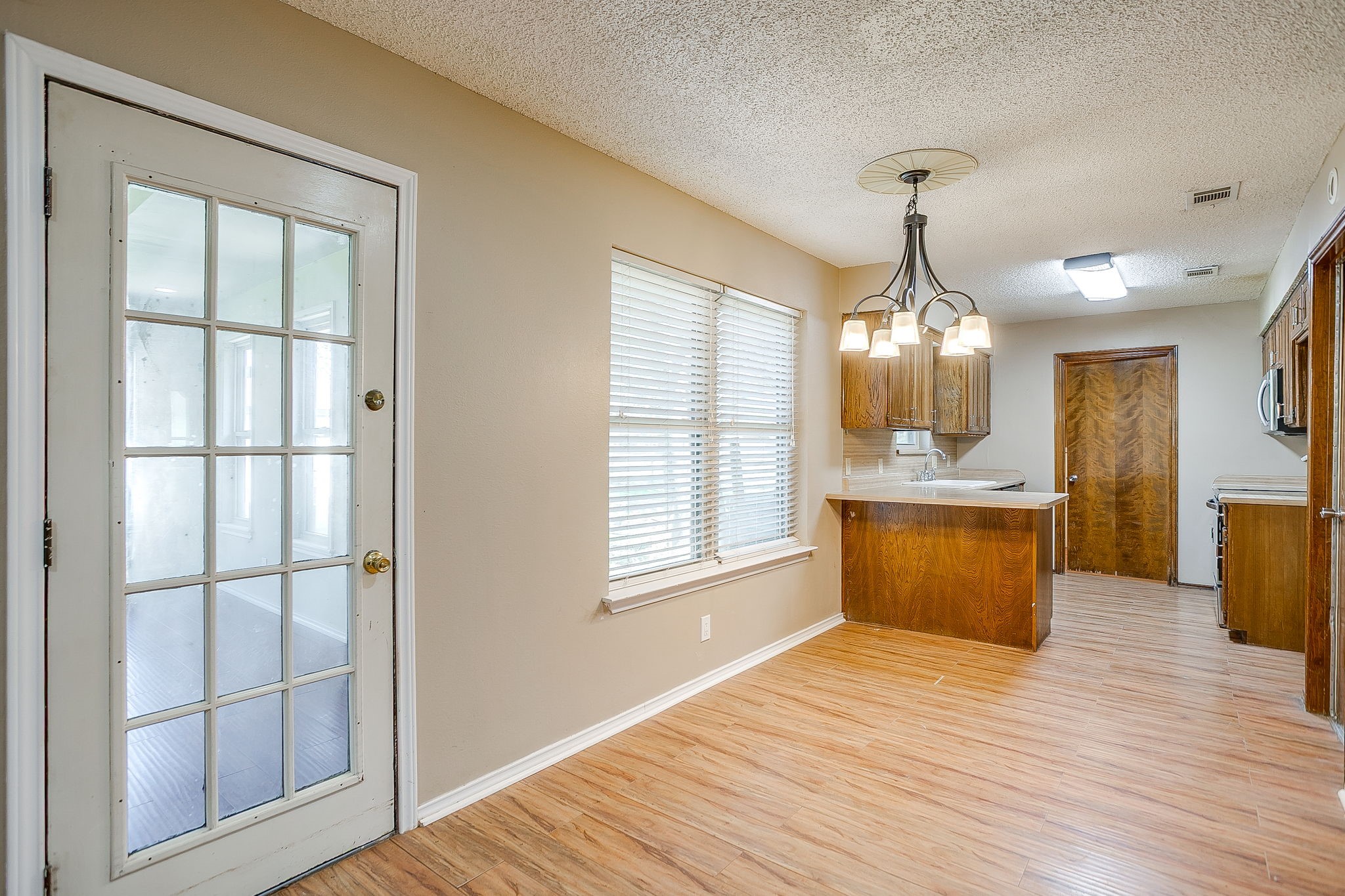 620 Donna Court Burleson TX 76028