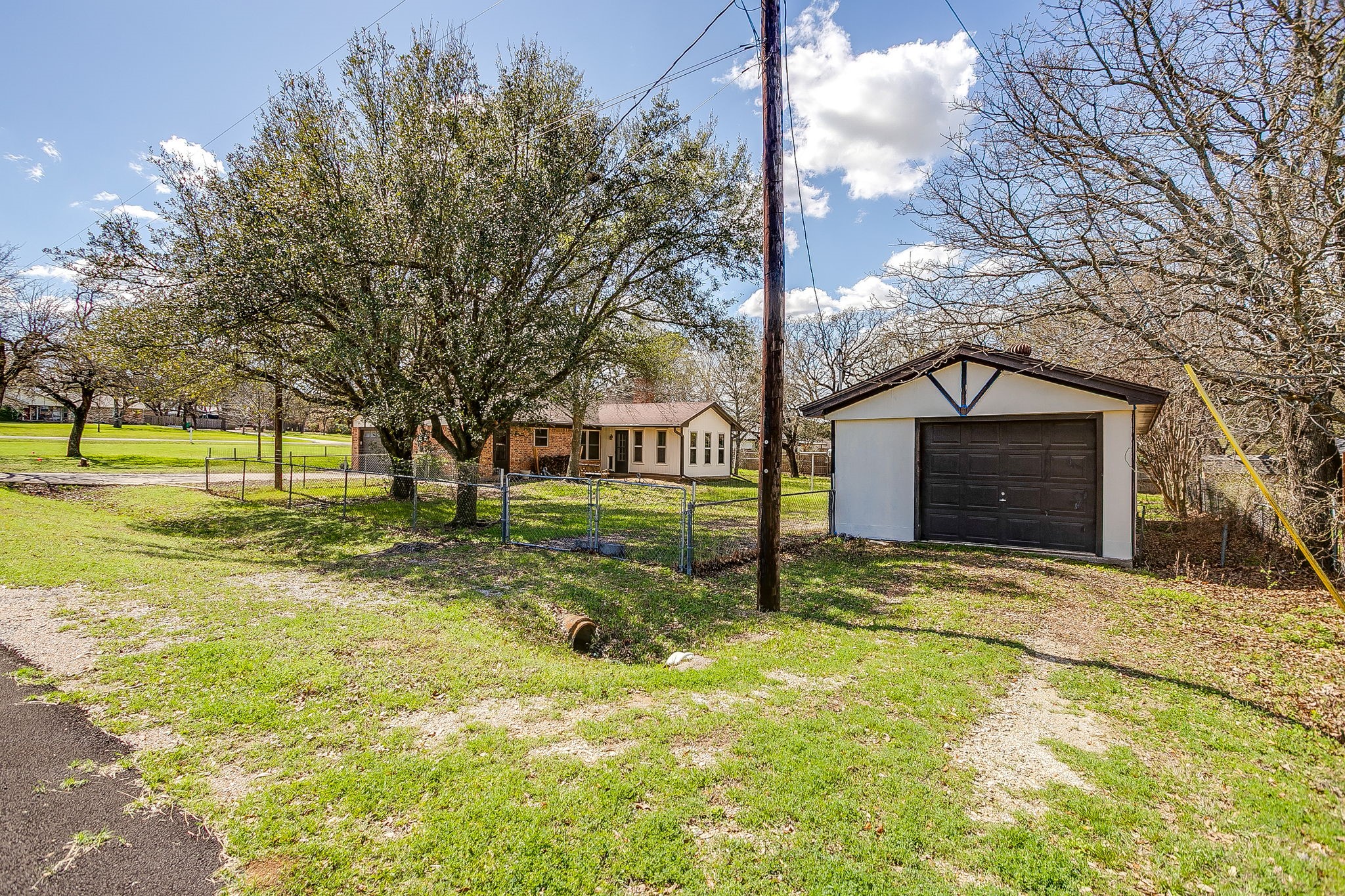 620 Donna Court Burleson TX 76028