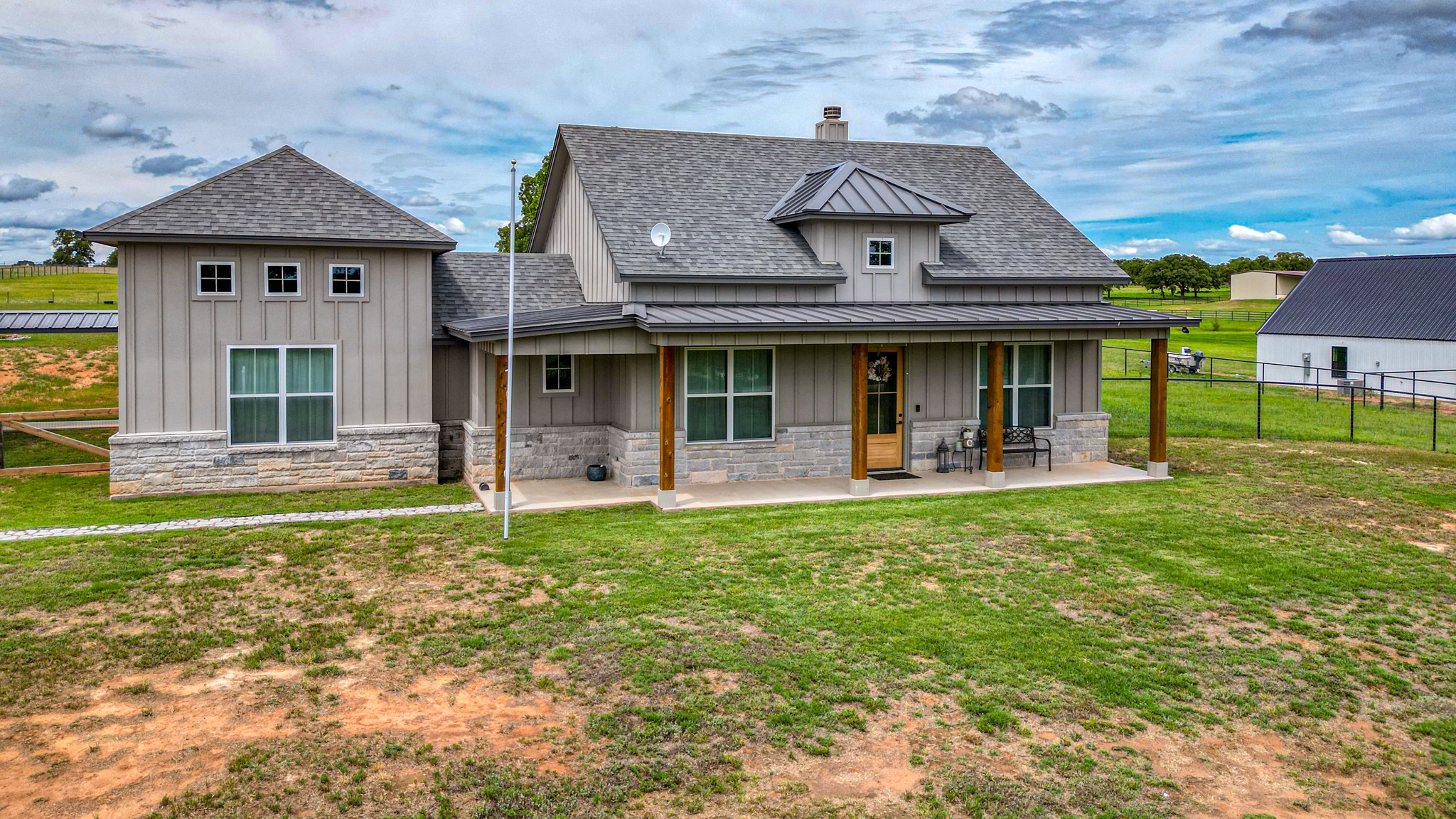 1350 Turpin Lake Road Poolville TX 76487