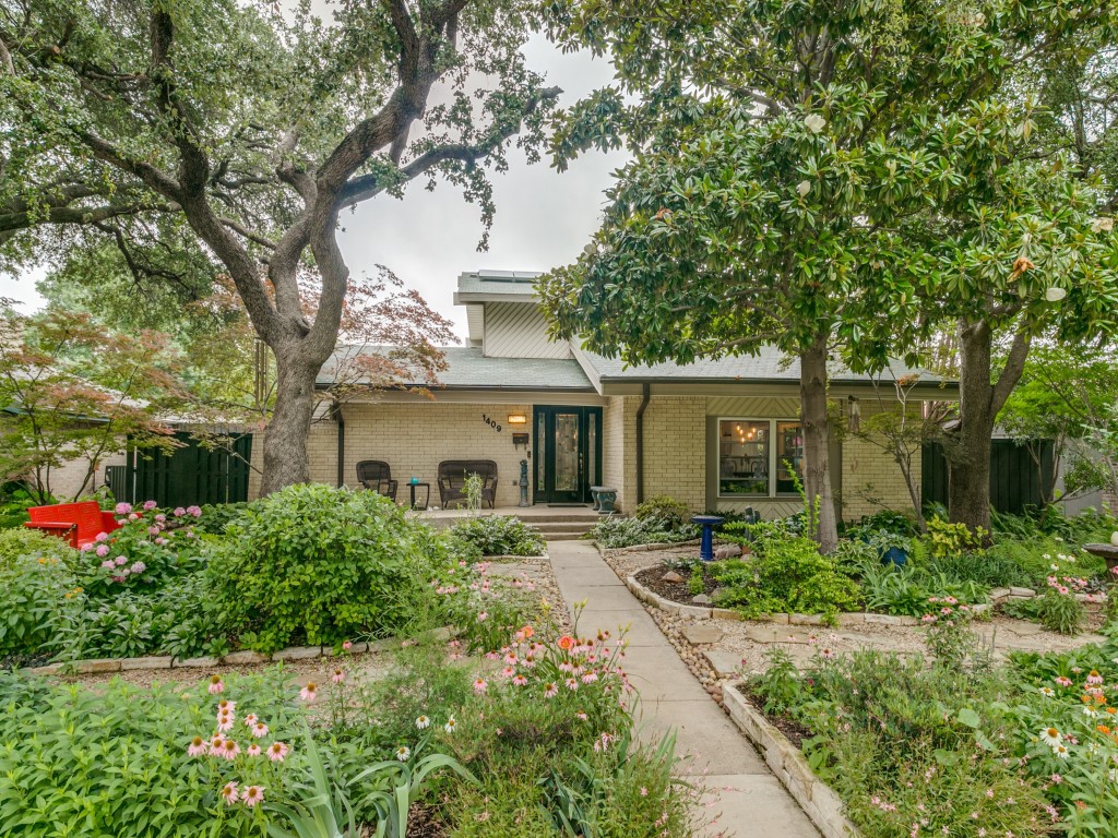 1409 Forestglen Drive Lewisville TX 75067