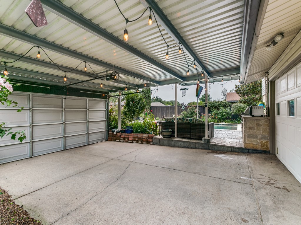1409 Forestglen Drive Lewisville TX 75067