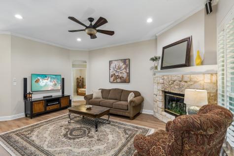 6501 Falcon Crest Lane Sachse TX 75048